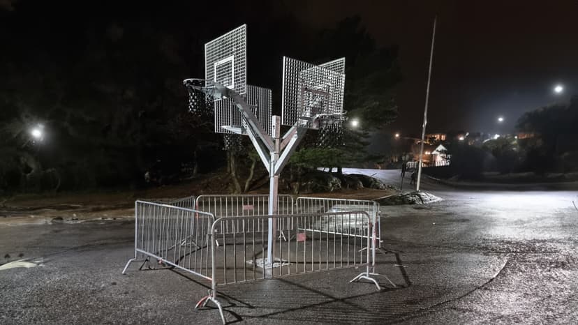 Basketballstativ straks ferdigstilt